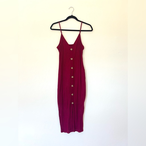 Express Dresses & Skirts - Express Maroon Ribbed Bodycon Midi Dress